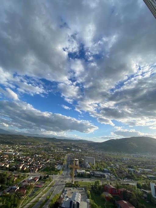 Cevahir Sky City Apartment With Spa, Pool & Fitness Included Skopje Exteriör bild