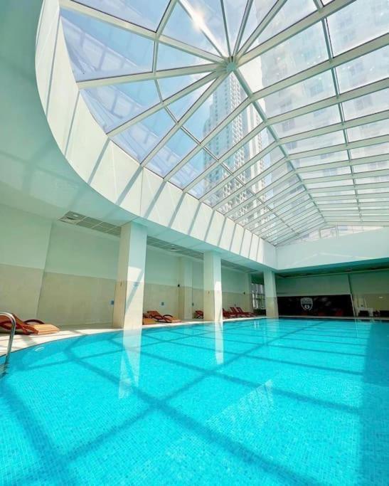 Cevahir Sky City Apartment With Spa, Pool & Fitness Included Skopje Exteriör bild