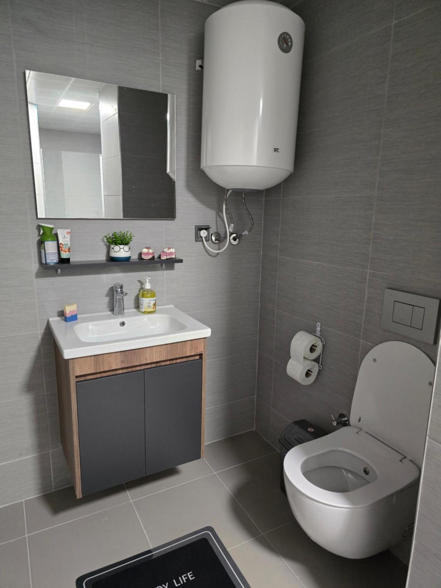 Cevahir Sky City Apartment With Spa, Pool & Fitness Included Skopje Exteriör bild